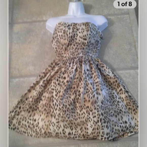 (NWT) Delia's Junior's Size Small Animal Print Strapless Dress Retails @ $69.90 - Picture 1 of 7